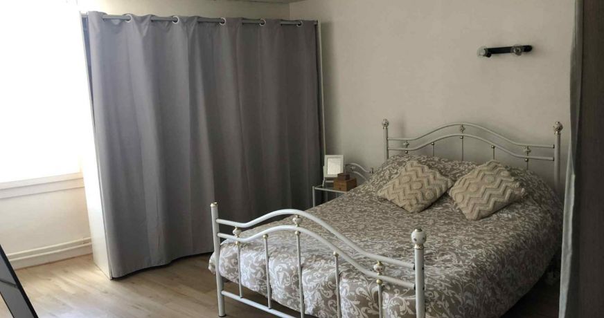 vente Maison en pierre La Salle De Vihiers