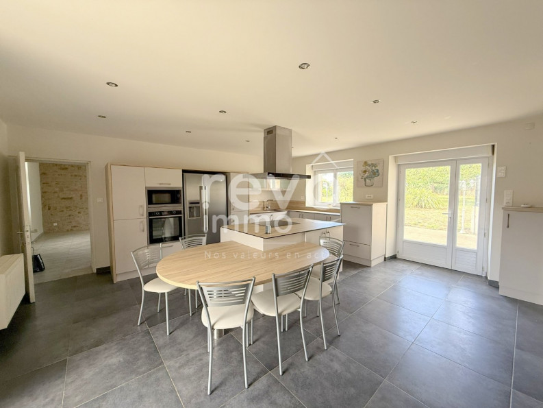 vente Maison bourgeoise MontrÉverd - Photo 2