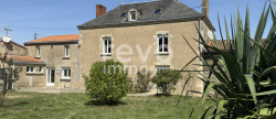 vente Maison bourgeoise MontrÉverd