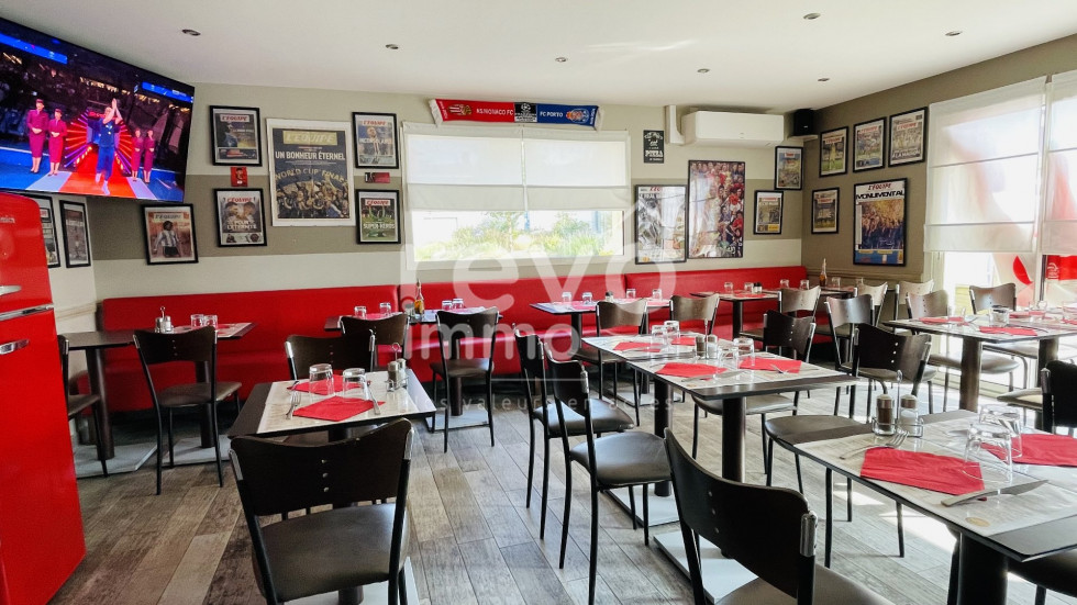 vente Local commercial Saint Laurent Des Autels - Photo 2