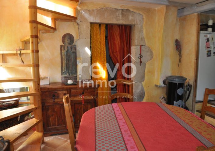 à vendre  Roche Saint Secret Beconne