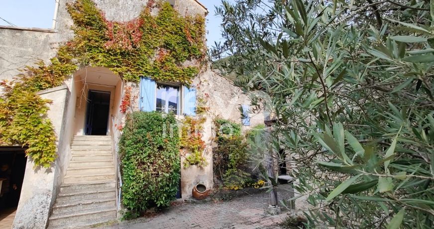 vente Roche Saint Secret Beconne