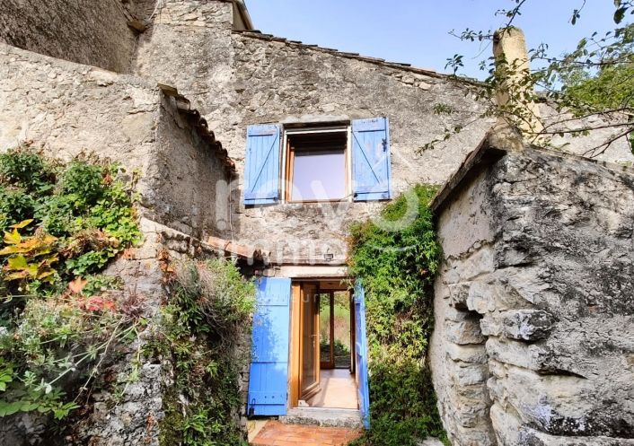 à vendre  Roche Saint Secret Beconne