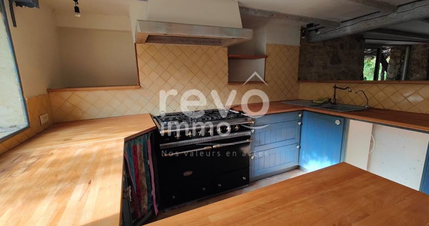 vente Roche Saint Secret Beconne