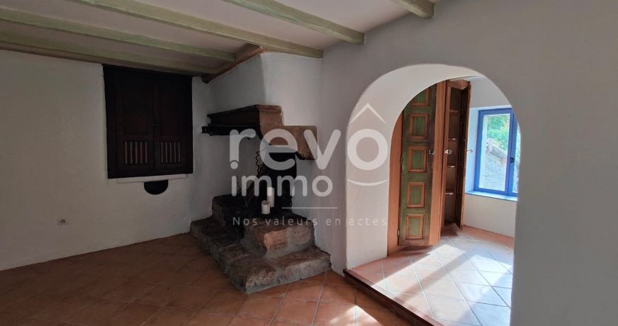 vente Roche Saint Secret Beconne