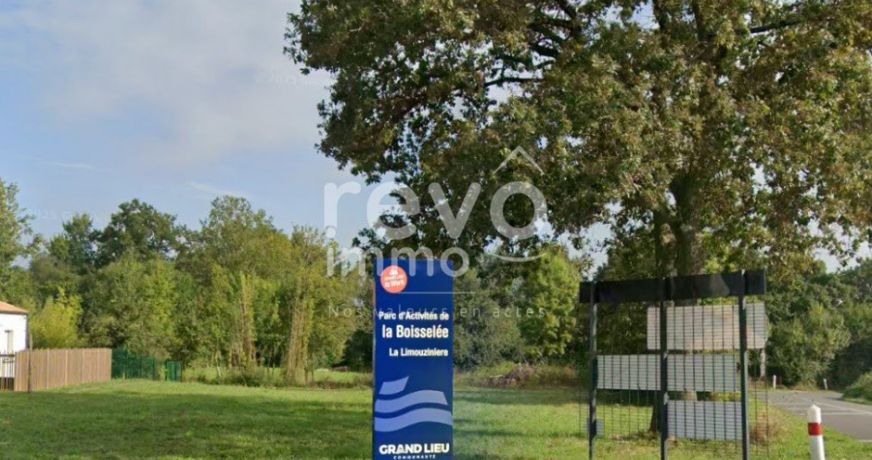 vente Terrain constructible La Limouziniere