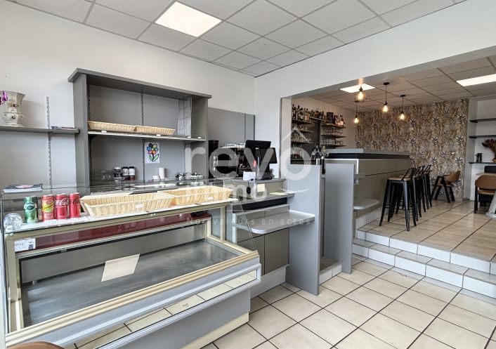 à vendre Immeuble mixte Oulmes