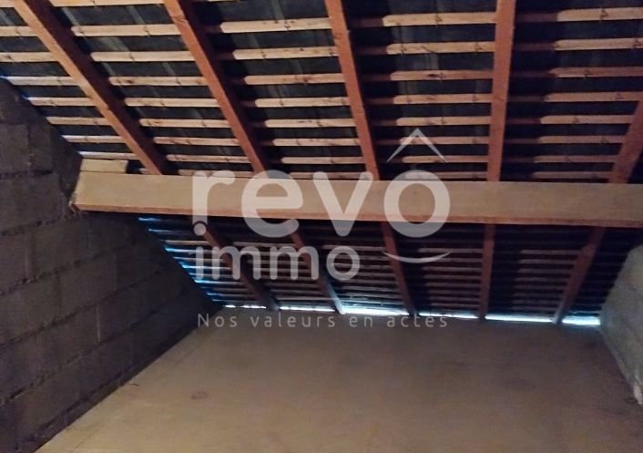 à vendre Maison à rénover La Menitre