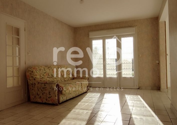 à vendre Maison à rénover La Menitre