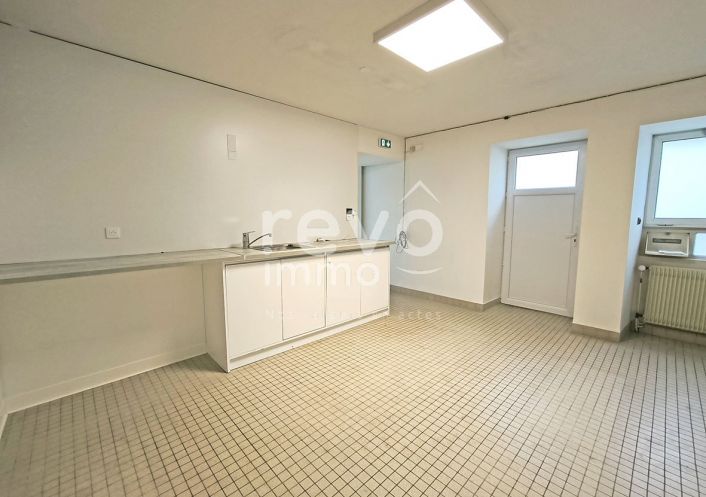 à louer Local commercial Oree D'anjou