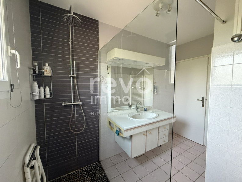 vente Maison La Copechagniere - Photo 6