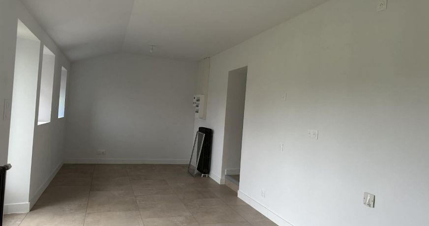 location Maison Chanzeaux