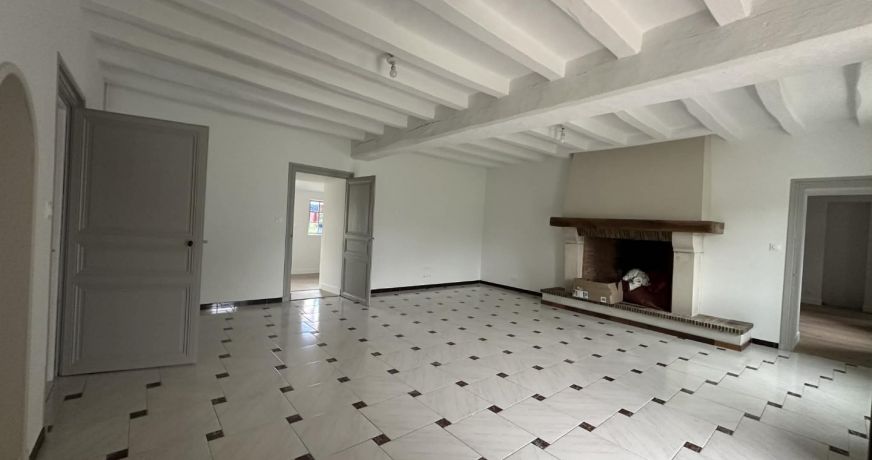 location Maison Chanzeaux
