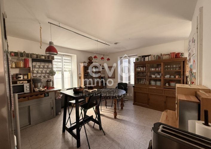 à vendre Maison en pierre MontrÉverd