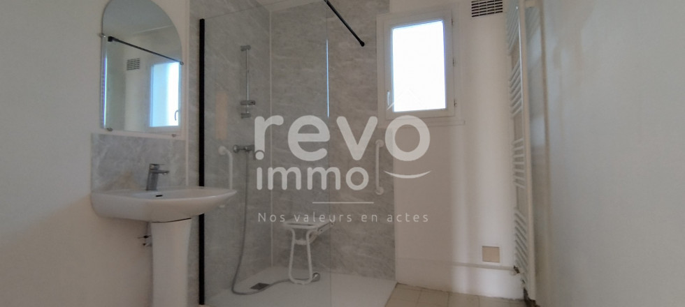 vente Maison à rénover La Menitre - Photo 8