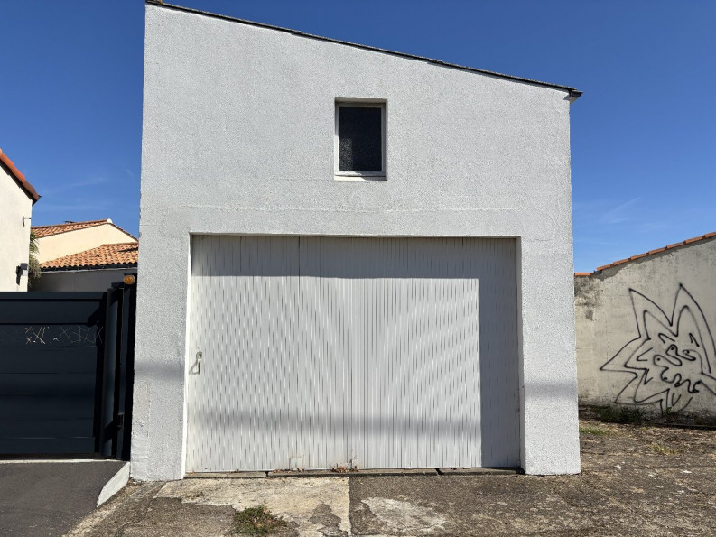 vente Garage Les Sables D'olonne - Photo 6