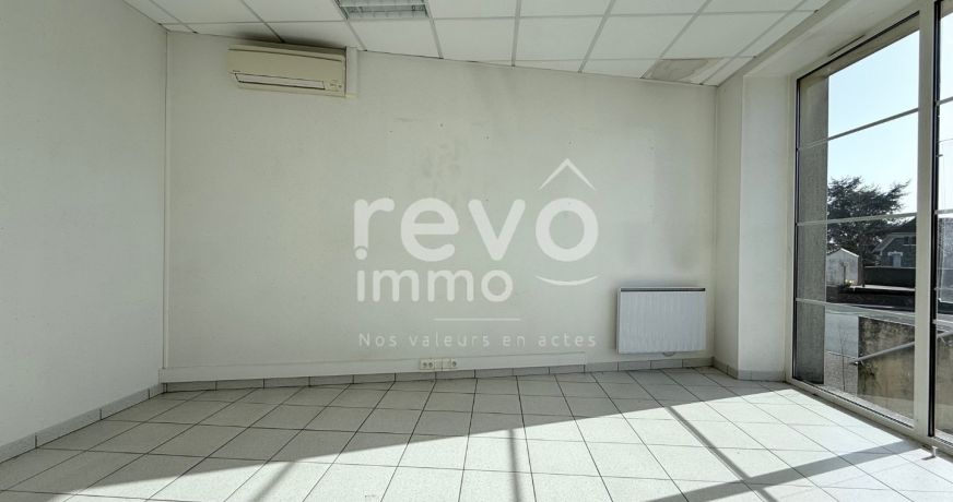 vente Local commercial Lire