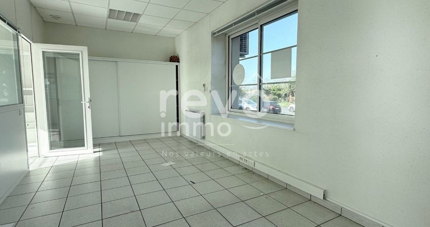 vente Local commercial Lire