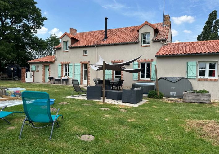 à vendre Maison Saint Georges Des Gardes