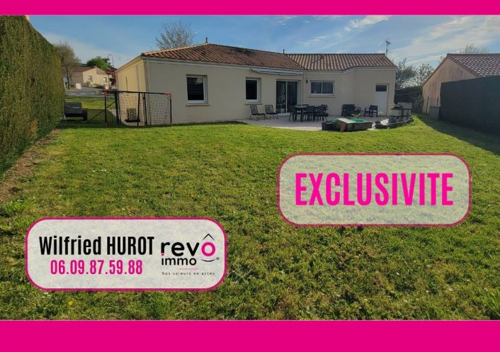 à vendre Maison individuelle Saint Pierre Montlimart
