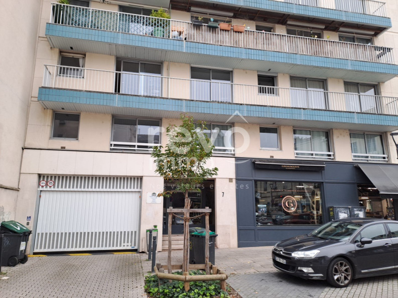 location Parking intérieur Angers - Photo 1