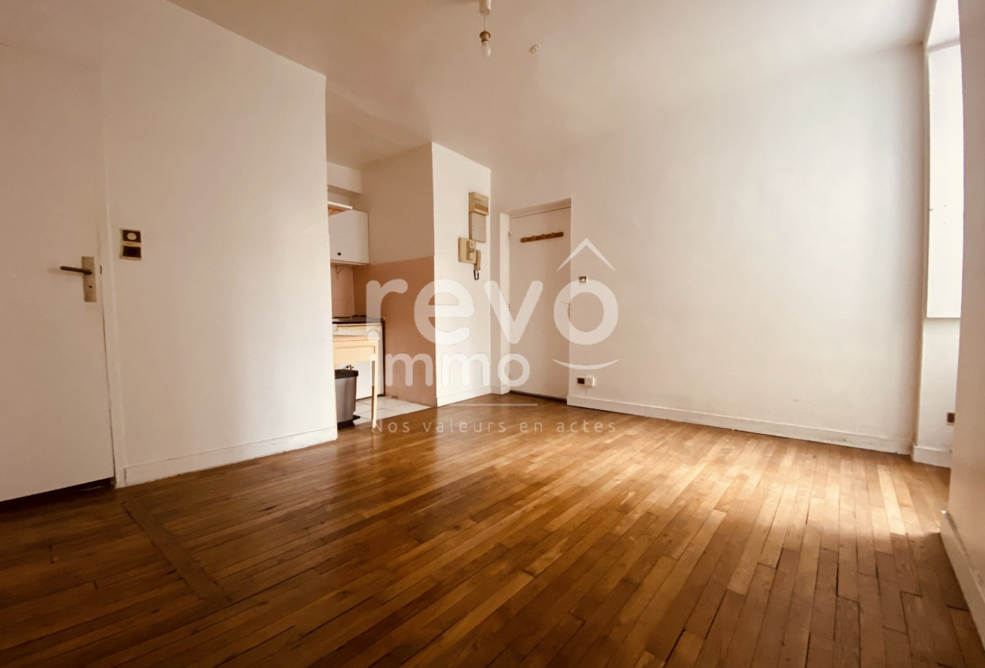 vente Studio Angers - Photo 2