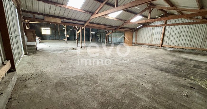 vente Bâtiment La Breille Les Pins