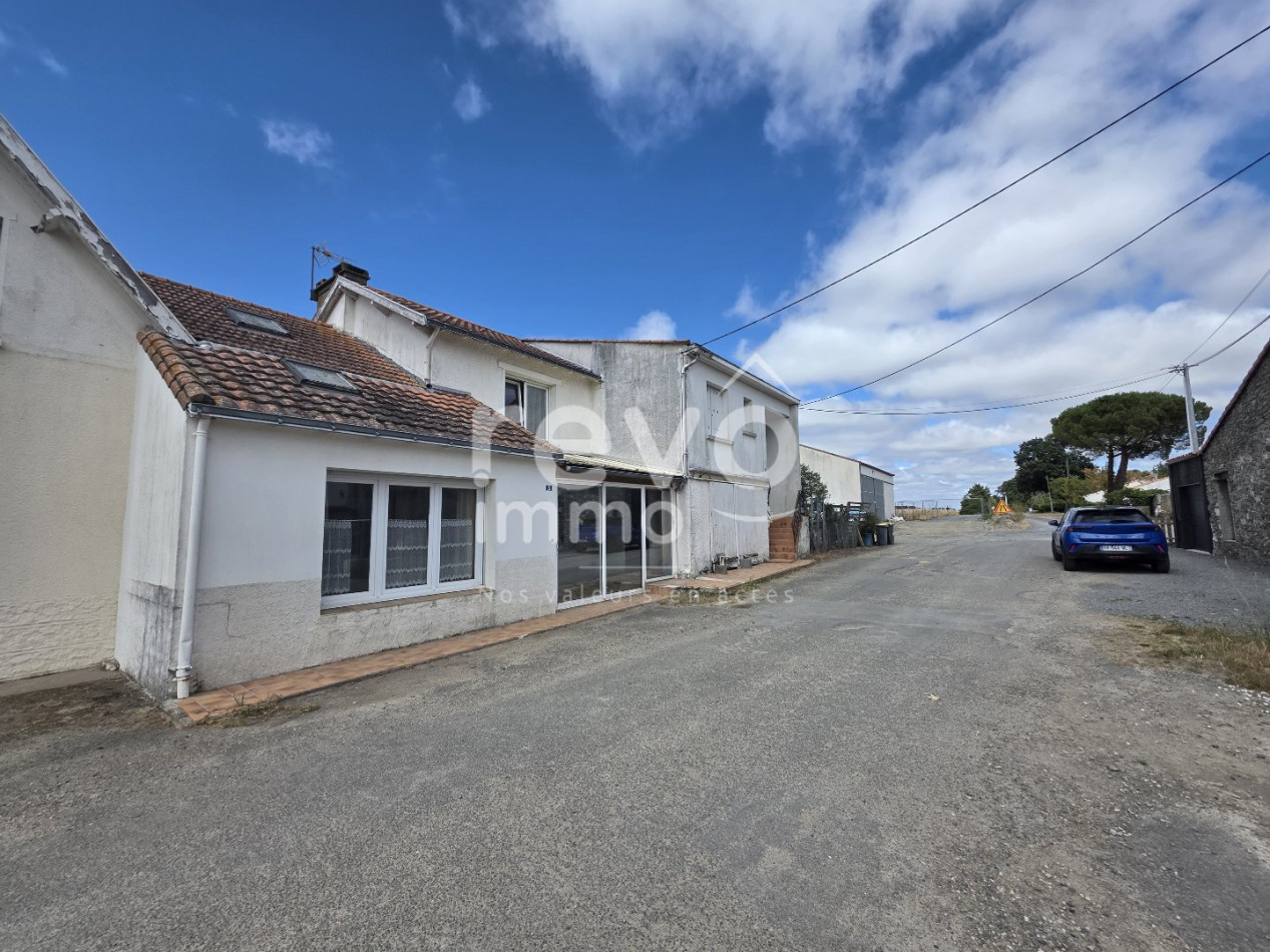 à vendre Maison Saint Colomban - Photo 1