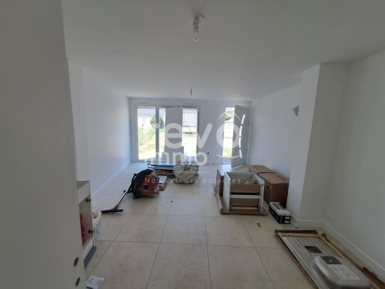 location Appartement Tierce - Photo 2