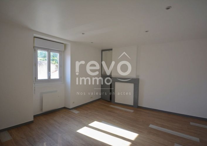 à vendre Appartement rénové Saint Florent Le Vieil