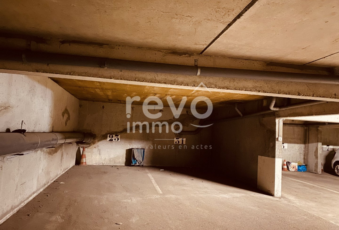 vente Parking intérieur Angers - Photo 3