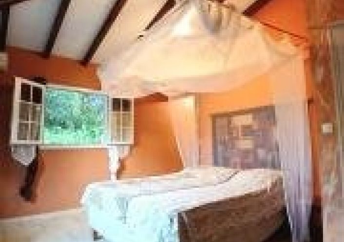 à vendre Propriété Sainte Rose