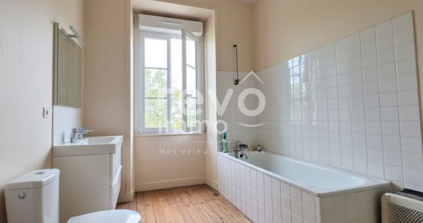 vente Maison Saint Julien De Vouvantes