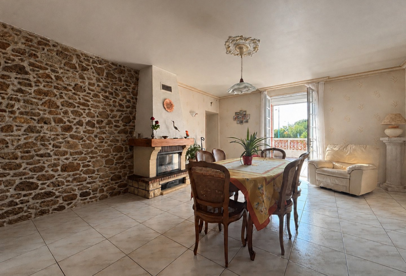 vente Maison de caractère Saint Michel Mont Mercure - Photo 1