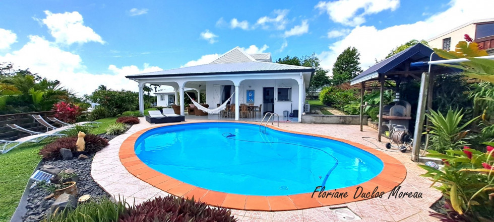 vente Maison Sainte Rose - Photo 1