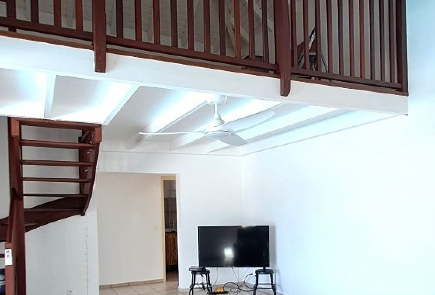 vente Maison Sainte Rose - Photo 6