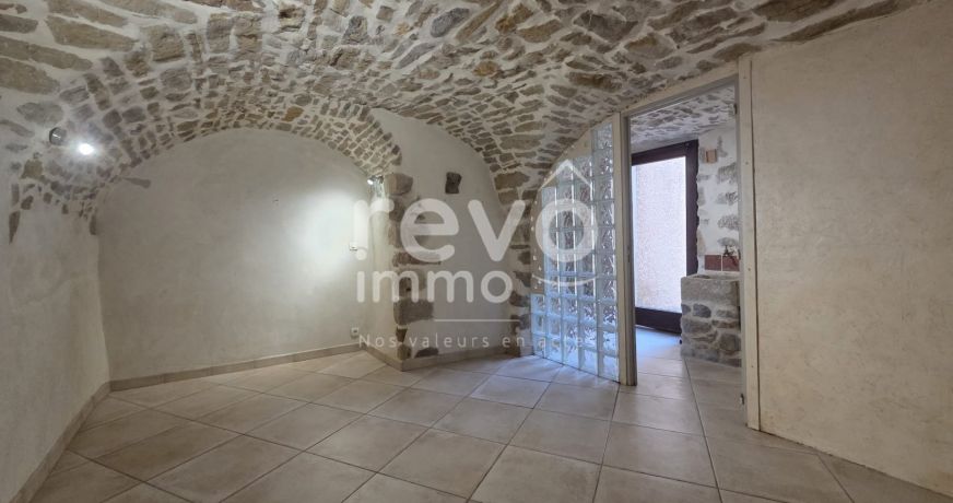 vente Maison de village Vendemian