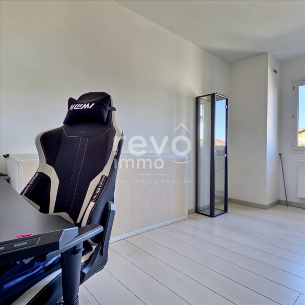 vente Maison Lapeyrouse - Photo 10