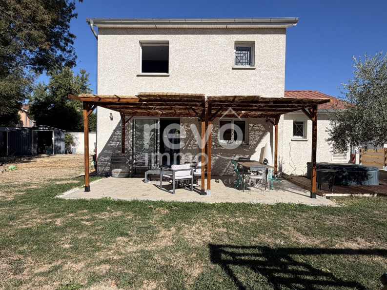 vente Maison Lapeyrouse - Photo 1