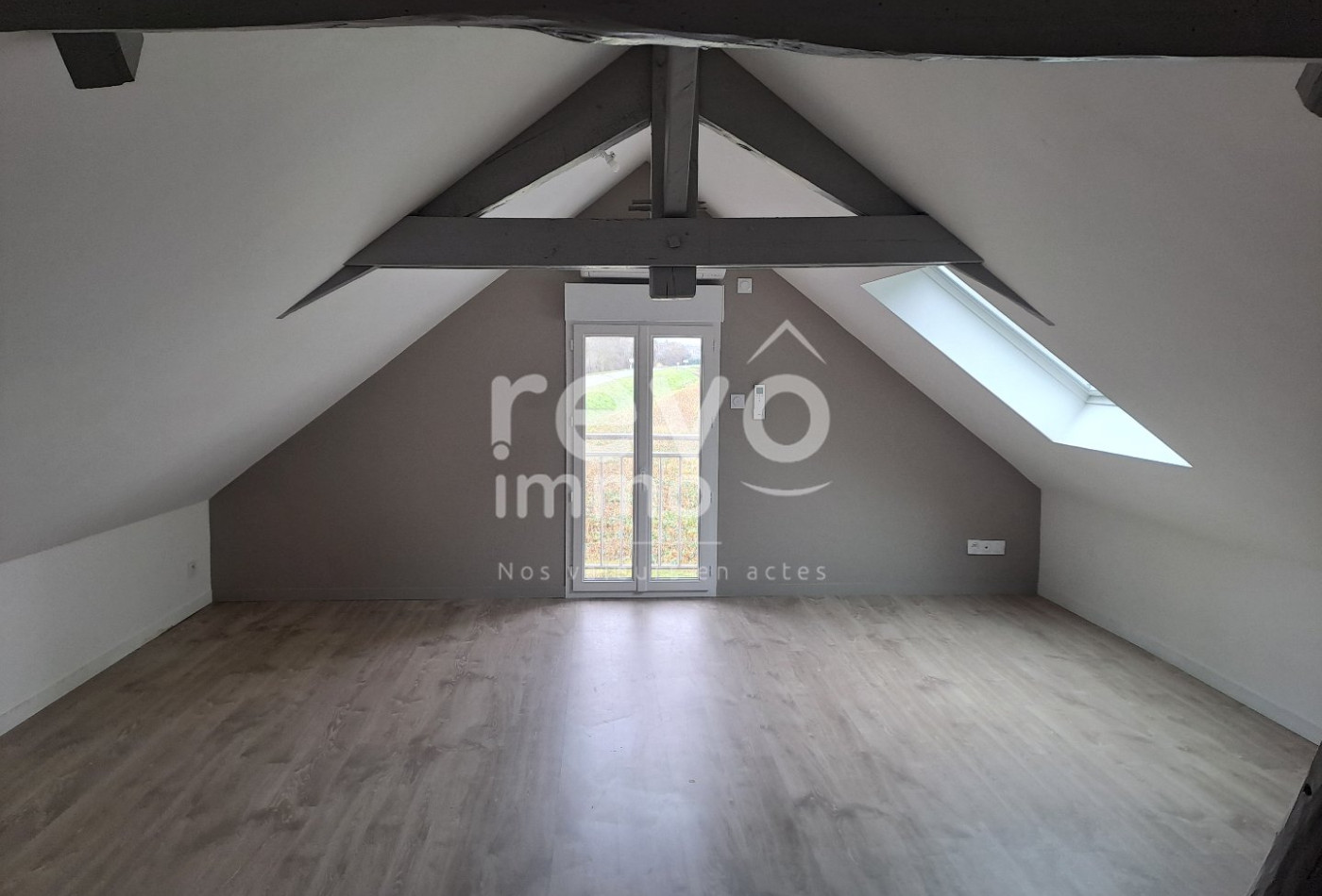 location Appartement Corne - Photo 1