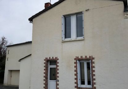 location Maison Saint Pierre Montlimart