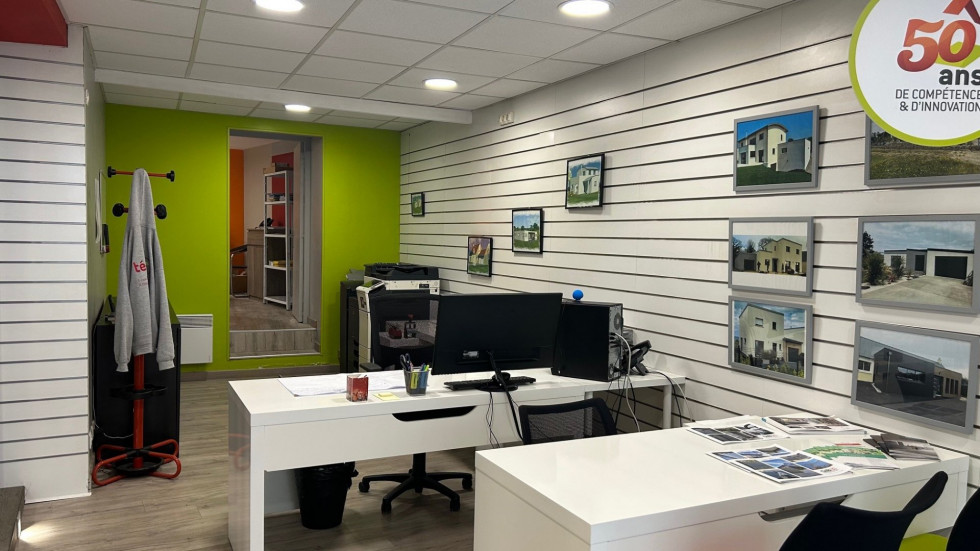 location Local commercial Cherbourg En Cotentin - Photo 2