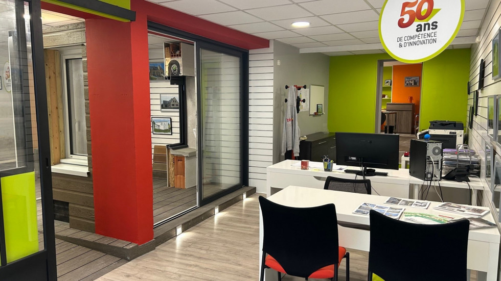 location Local commercial Cherbourg En Cotentin - Photo 1