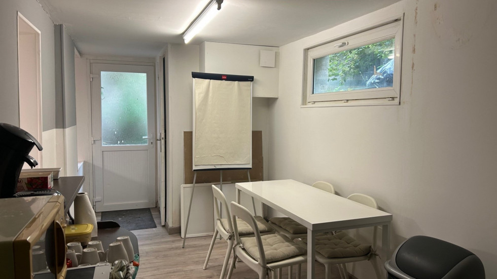 location Local commercial Cherbourg En Cotentin - Photo 6