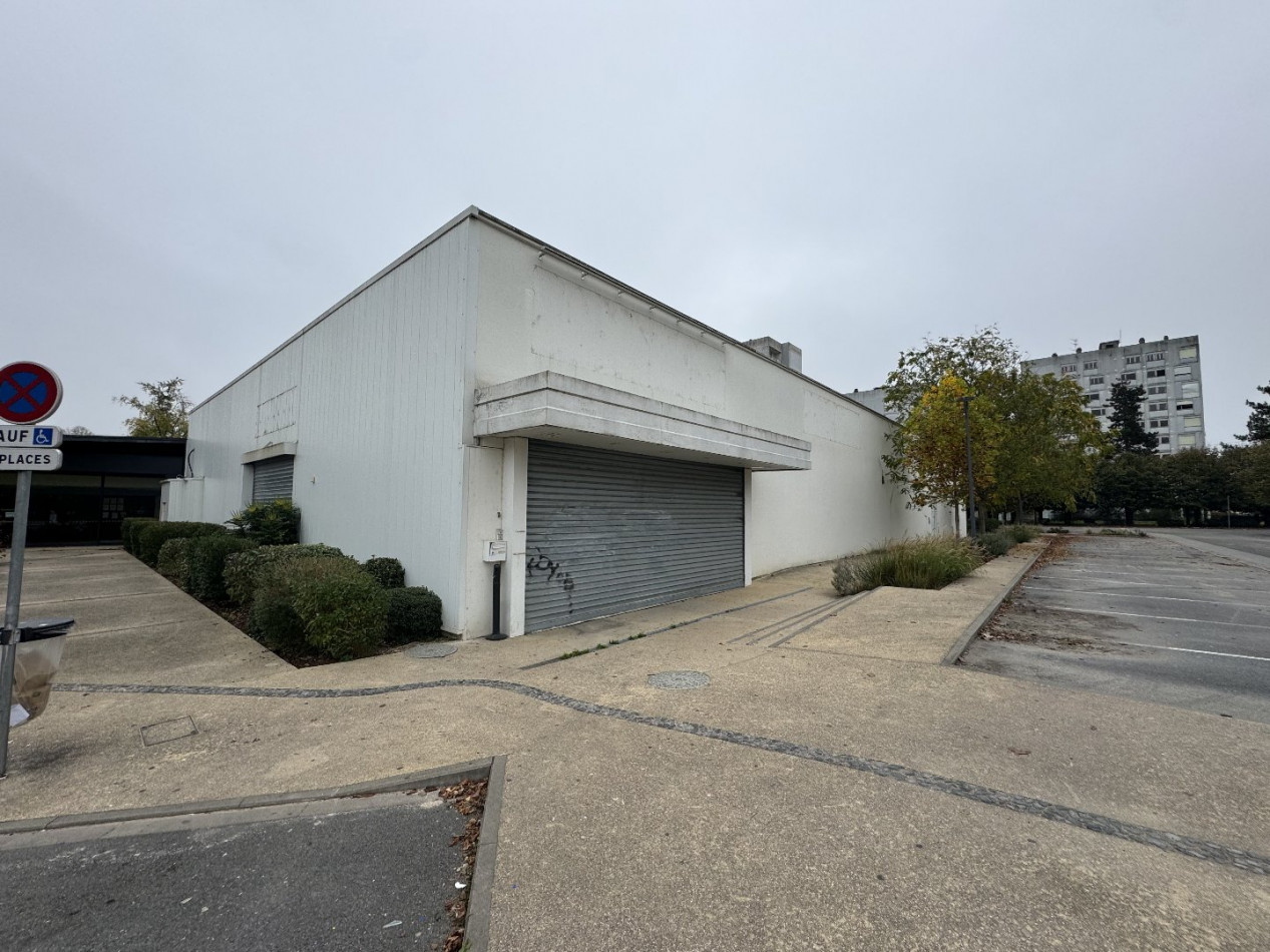 location Local commercial Vitry Le Francois - Photo 1
