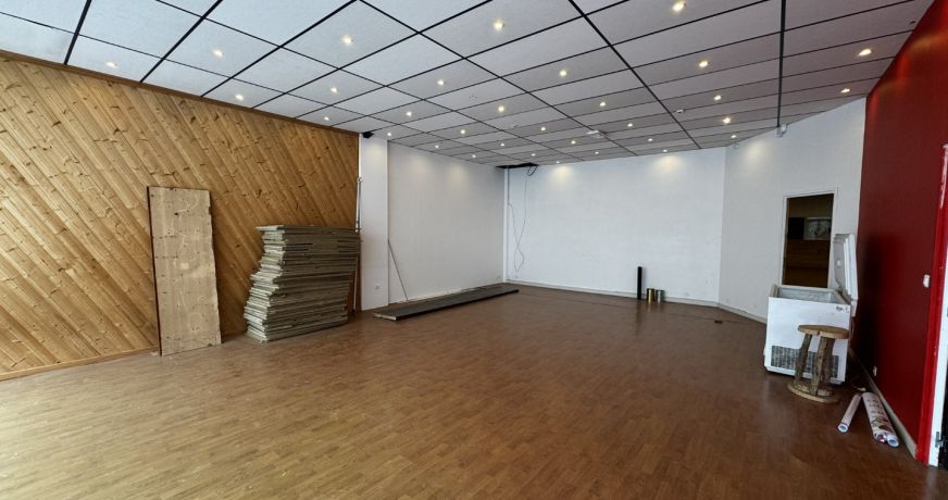 location Local commercial Tinqueux