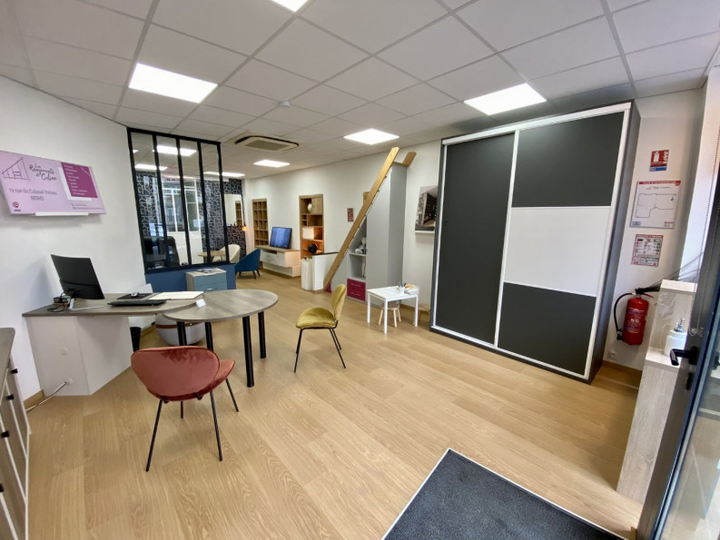 location Local commercial Reims - Photo 3