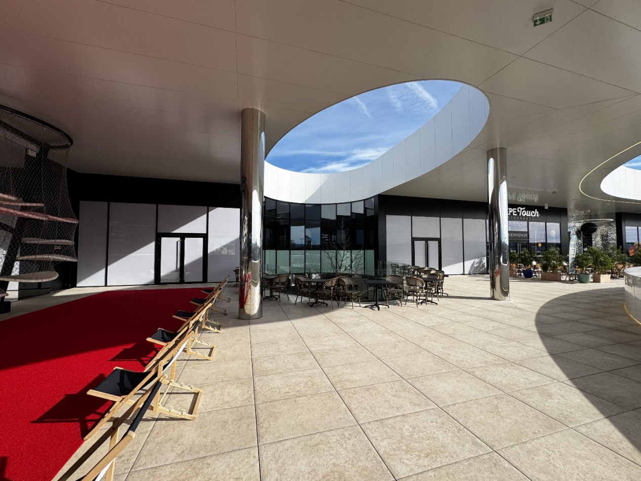 location Local commercial Cormontreuil - Photo 1