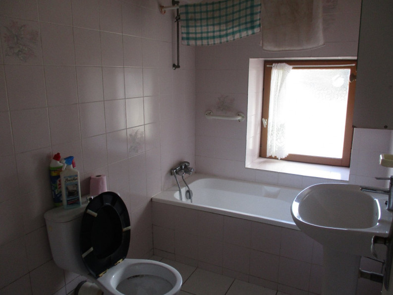 vente Maison Le Saint - Photo 7