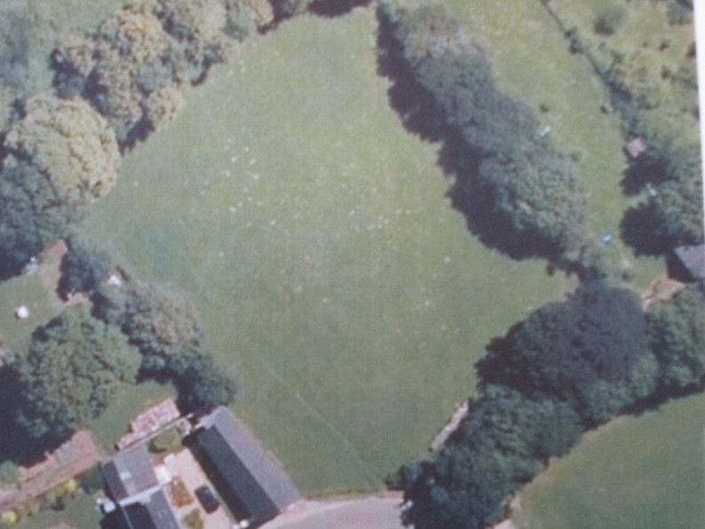 vente Terrain constructible Le Saint - Photo 2